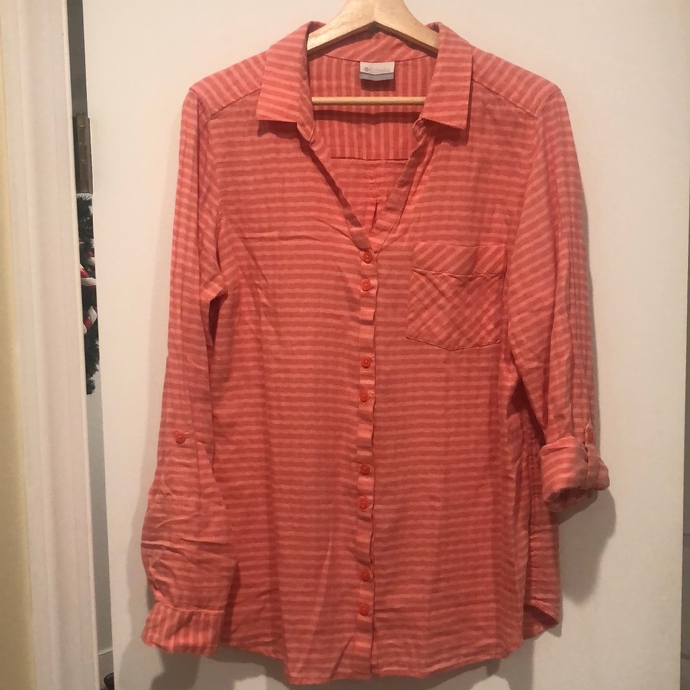 Columbia tunic, convertible sleeves, size L, peach plaid